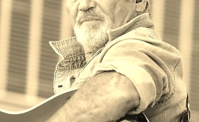 Larry Gatlin