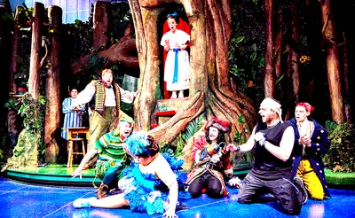 Peter Pan Goes Wrong